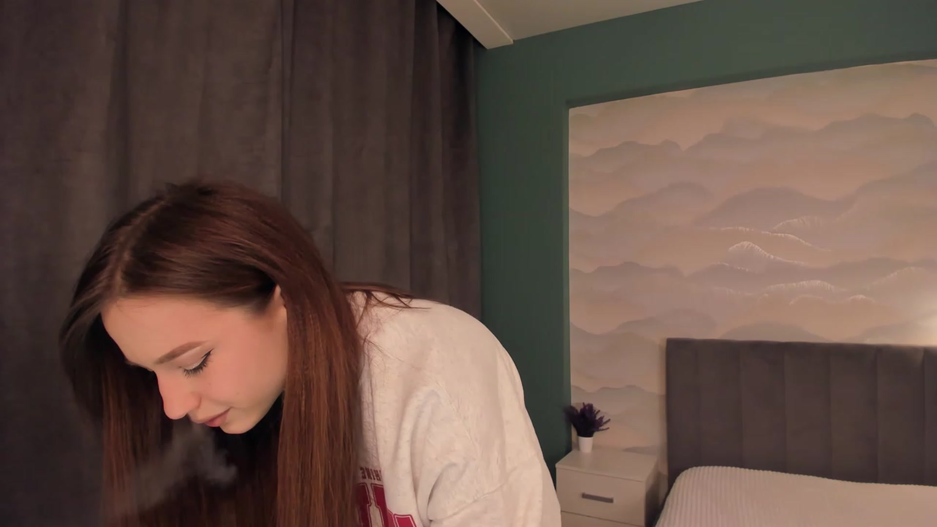 Gallery image thumbnail from Pinkgold_'s myfreecams stream on, 02/13/2023, 18:25 image 14 of 20
