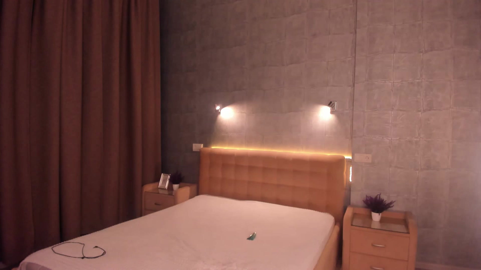 Gallery image thumbnail from Pinkgold_'s myfreecams stream on, 02/18/2023, 17:34 image 14 of 20