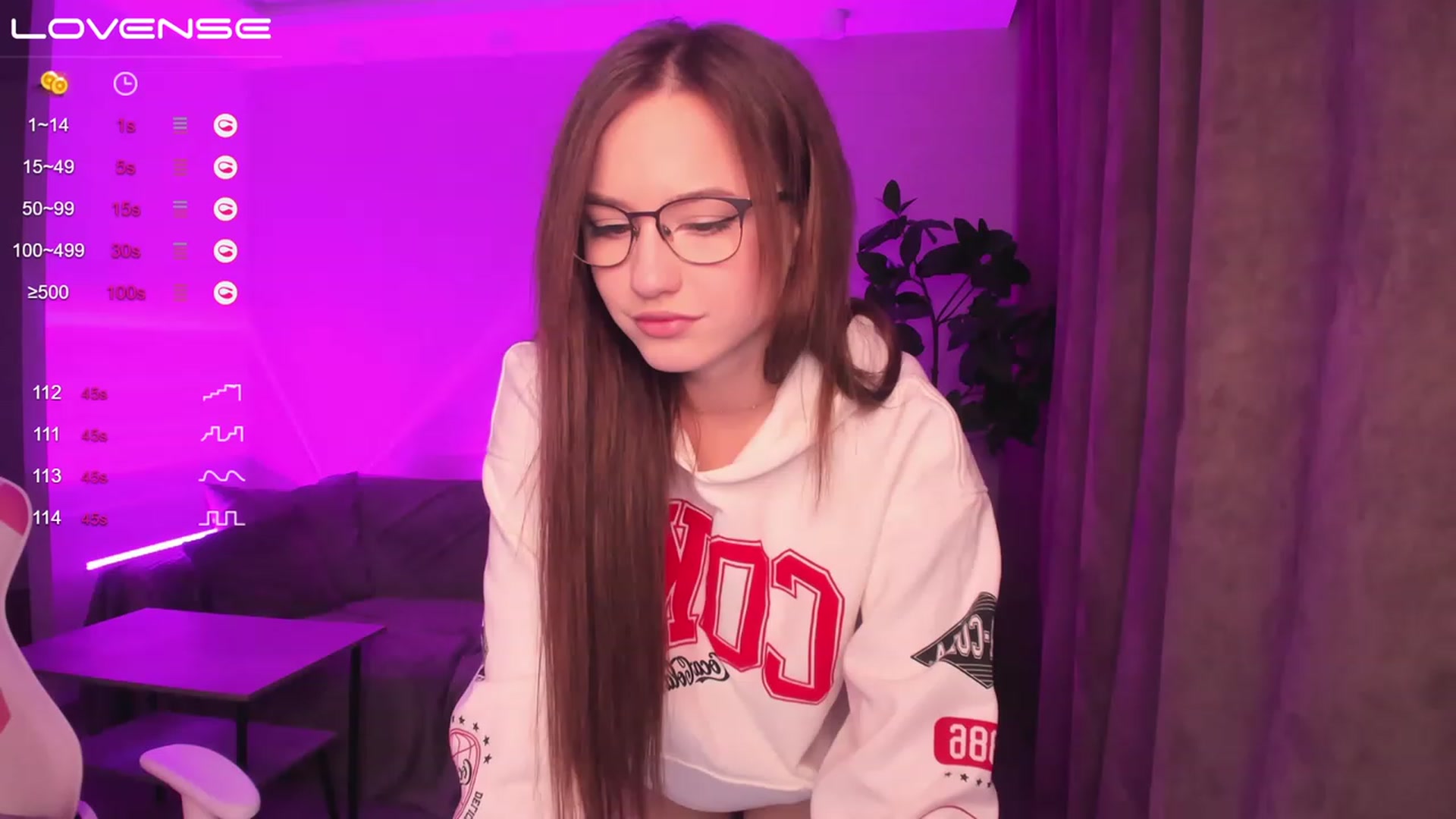 Gallery image thumbnail from Pinkgold_'s myfreecams stream on, 03/07/2023, 02:27 image 1 of 20