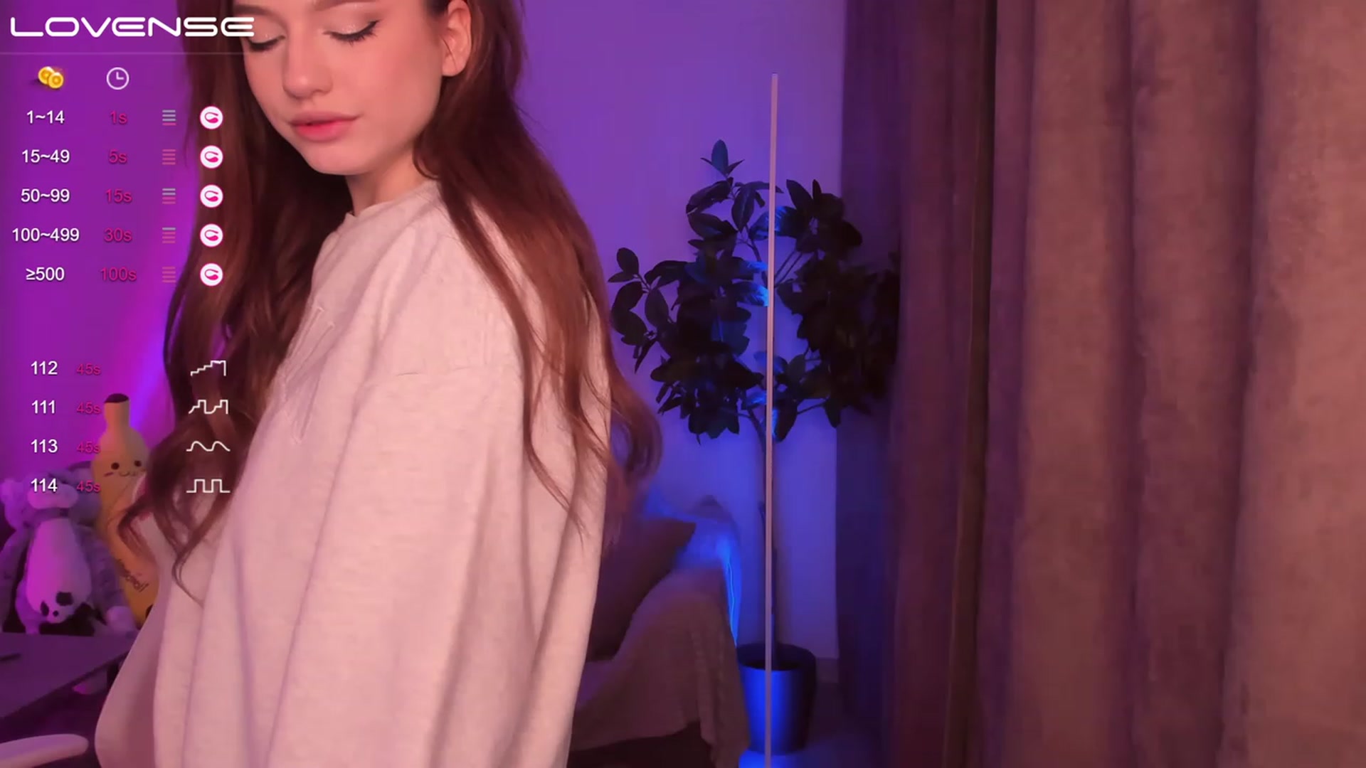 Gallery image thumbnail from Pinkgold_'s myfreecams stream on, 03/08/2023, 02:01 image 15 of 20