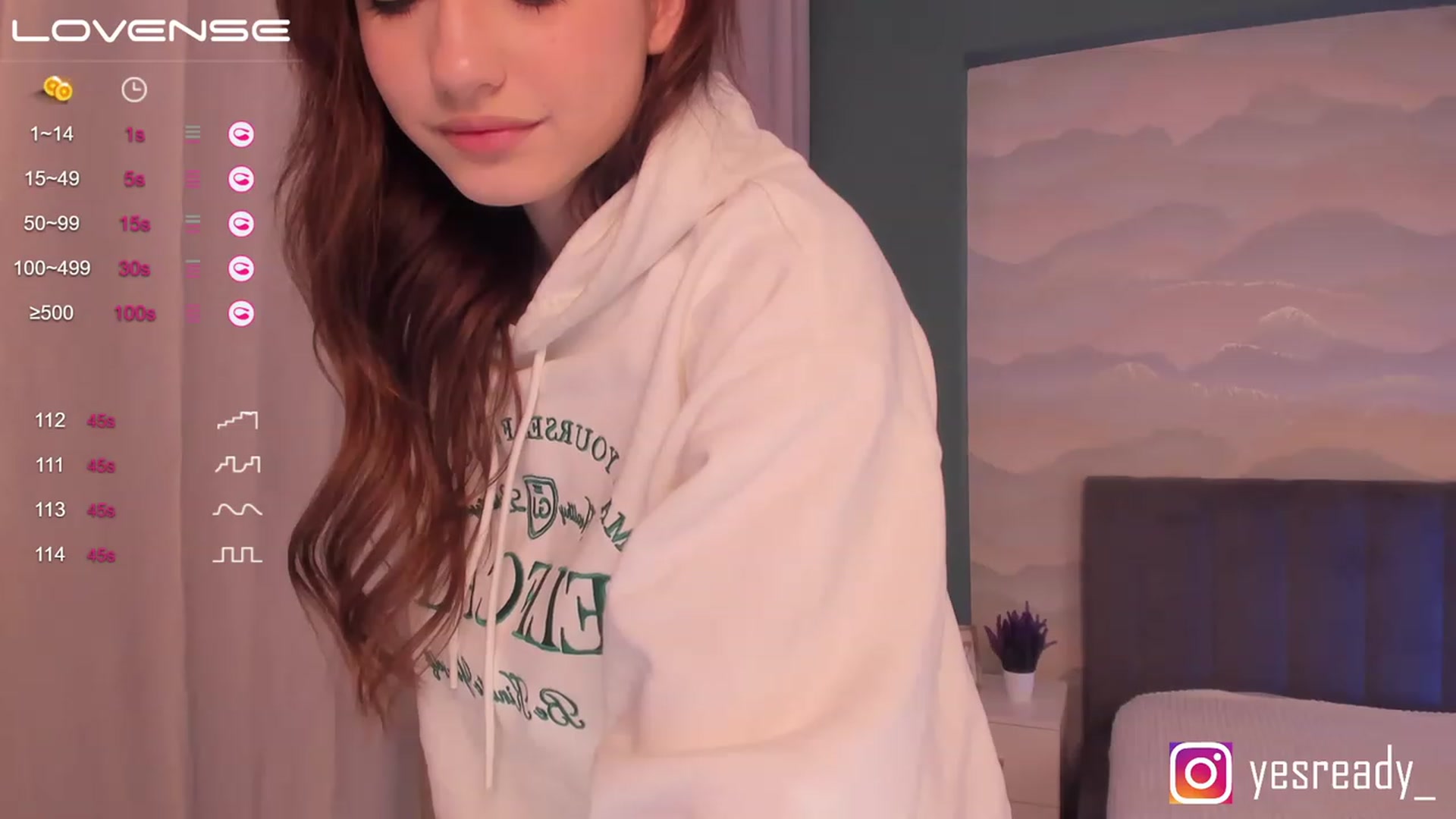 Gallery image thumbnail from Pinkgold_'s myfreecams stream on, 03/30/2023, 23:05 image 6 of 20