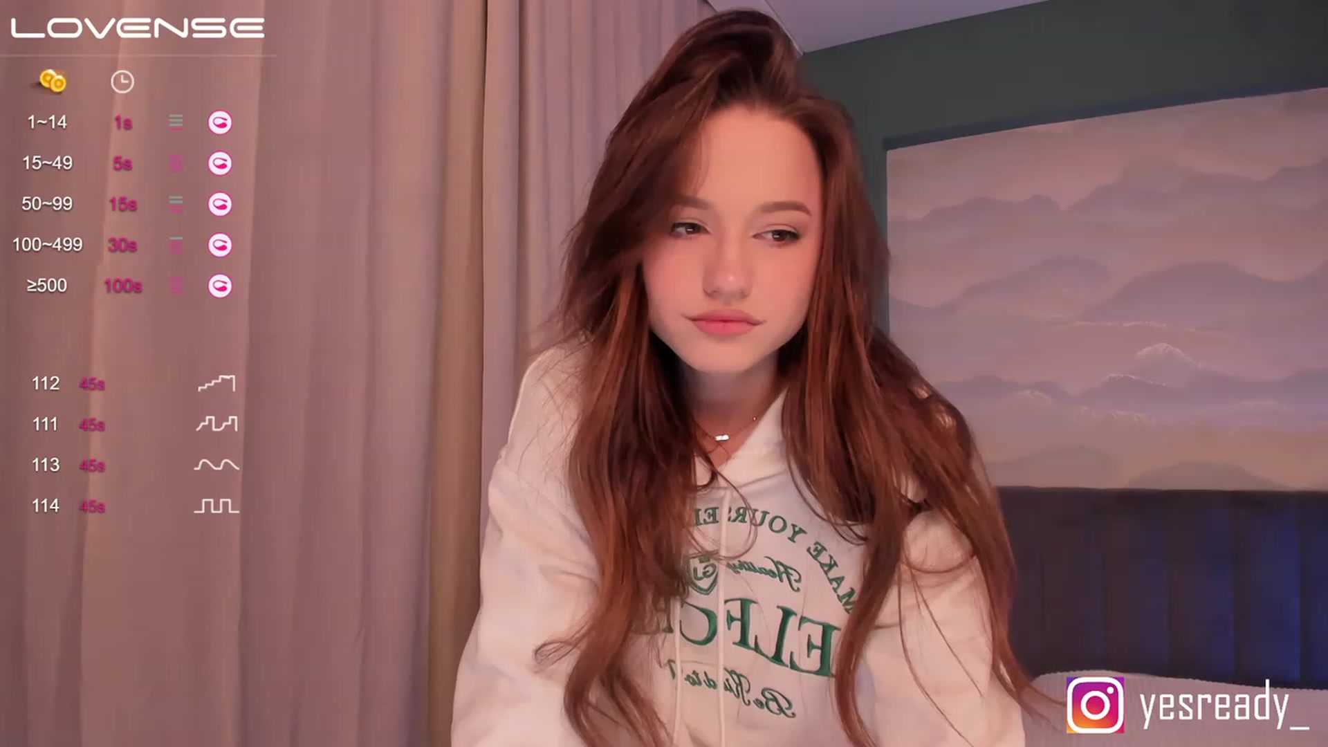 Gallery image thumbnail from Pinkgold_'s myfreecams stream on, 03/31/2023, 24:02 image 1 of 20
