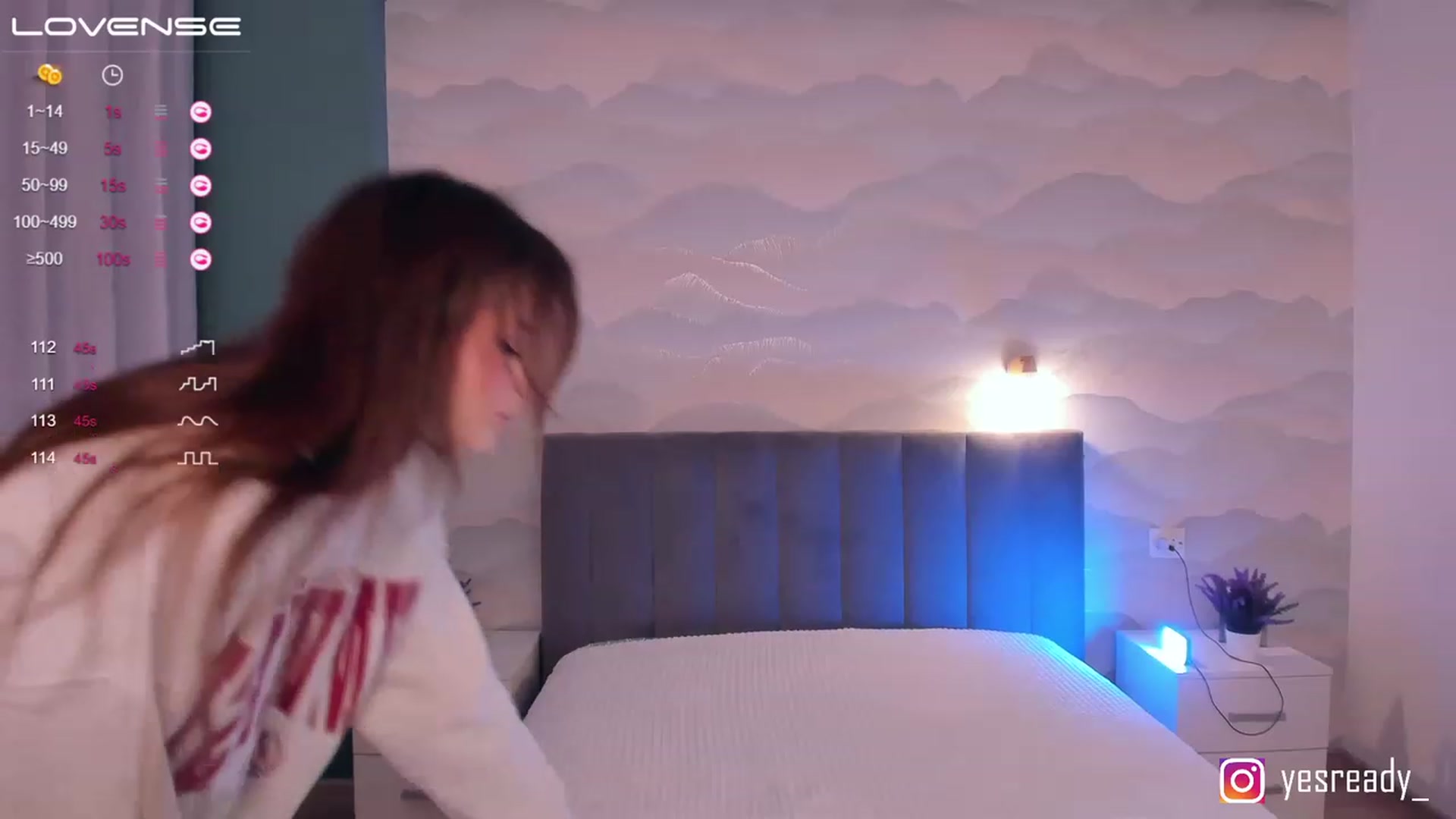 Gallery image thumbnail from Pinkgold_'s myfreecams stream on, 04/06/2023, 23:20 image 18 of 20