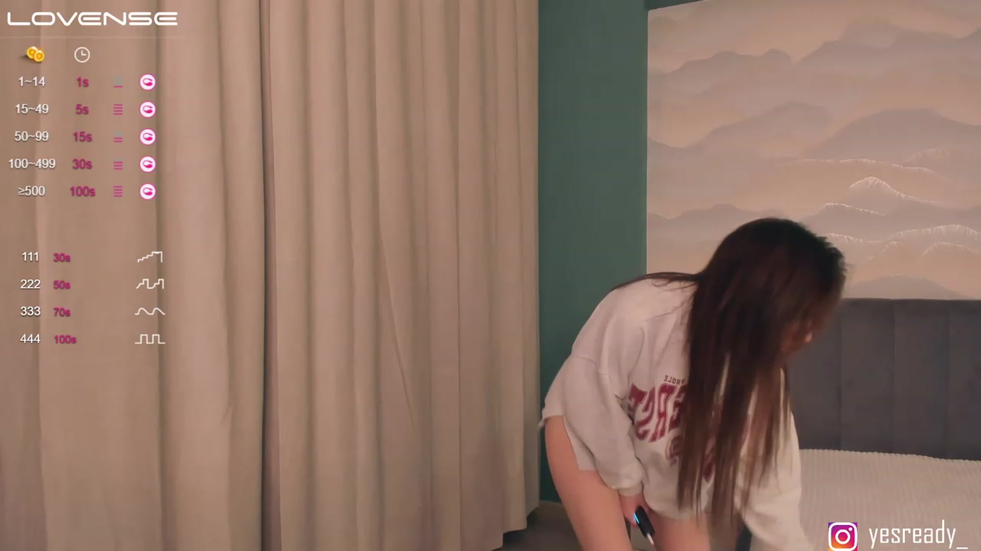 Gallery image thumbnail from Pinkgold_'s myfreecams stream on, 04/09/2023, 18:15 image 10 of 20