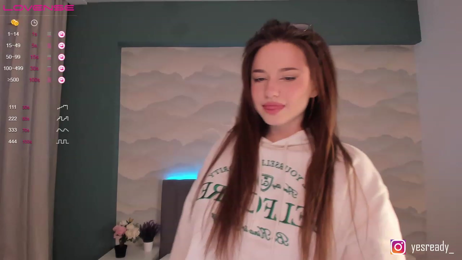 Gallery image thumbnail from Pinkgold_'s myfreecams stream on, 04/14/2023, 18:17 image 5 of 20