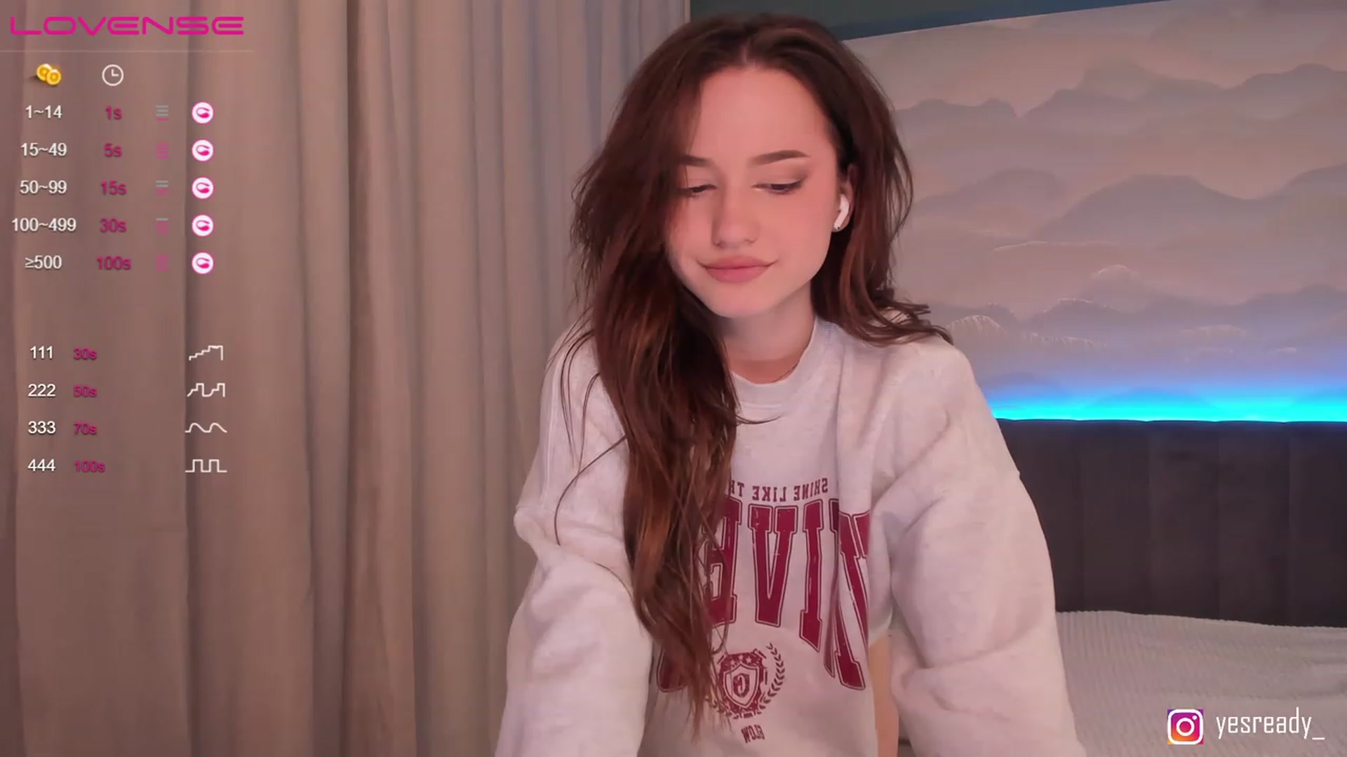 Gallery image thumbnail from Pinkgold_'s myfreecams stream on, 04/16/2023, 18:19 image 5 of 20