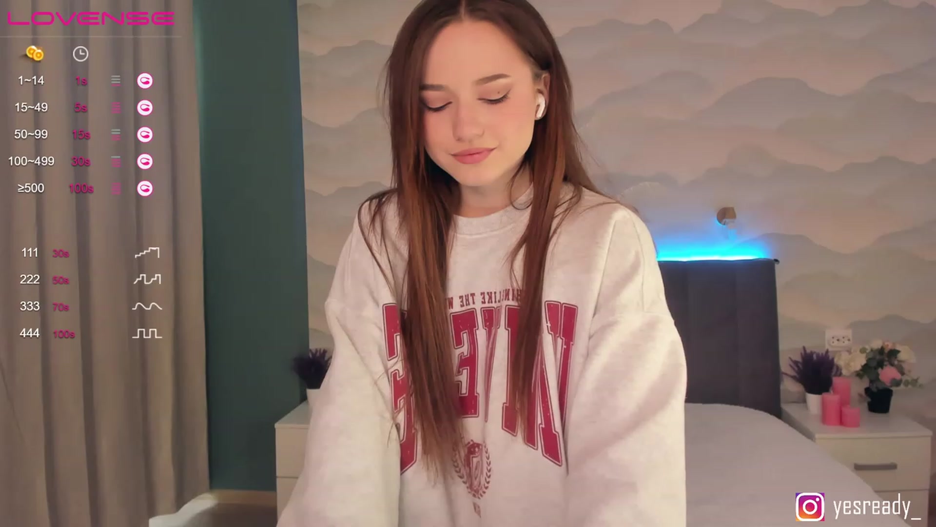 Gallery image thumbnail from Pinkgold_'s myfreecams stream on, 04/23/2023, 11:03 image 10 of 20