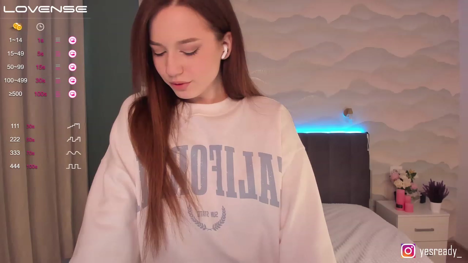Gallery image thumbnail from Pinkgold_'s myfreecams stream on, 04/29/2023, 13:24 image 13 of 20