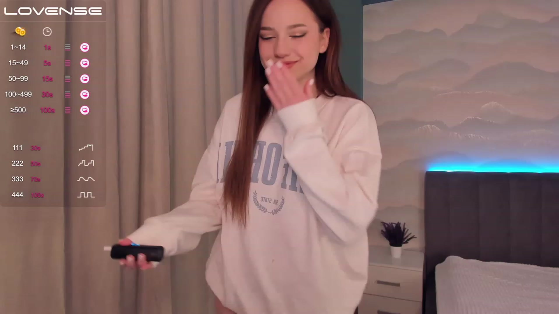Gallery image thumbnail from Pinkgold_'s myfreecams stream on, 05/06/2023, 17:24 image 1 of 20