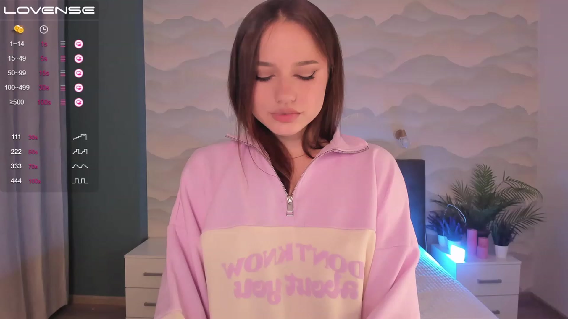 Gallery image thumbnail from Pinkgold_'s myfreecams stream on, 06/22/2023, 18:12 image 17 of 20