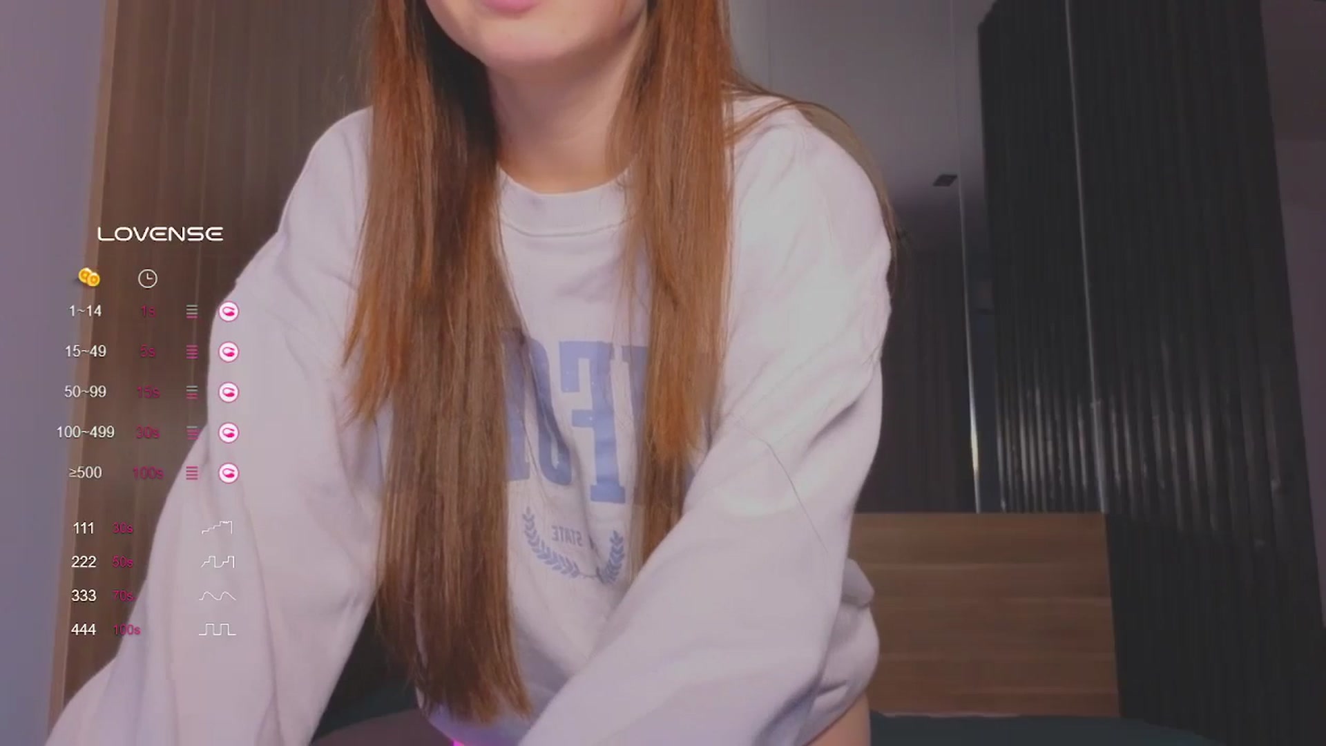 Gallery image thumbnail from Pinkgold_'s myfreecams stream on, 10/19/2023, 12:13 image 10 of 20