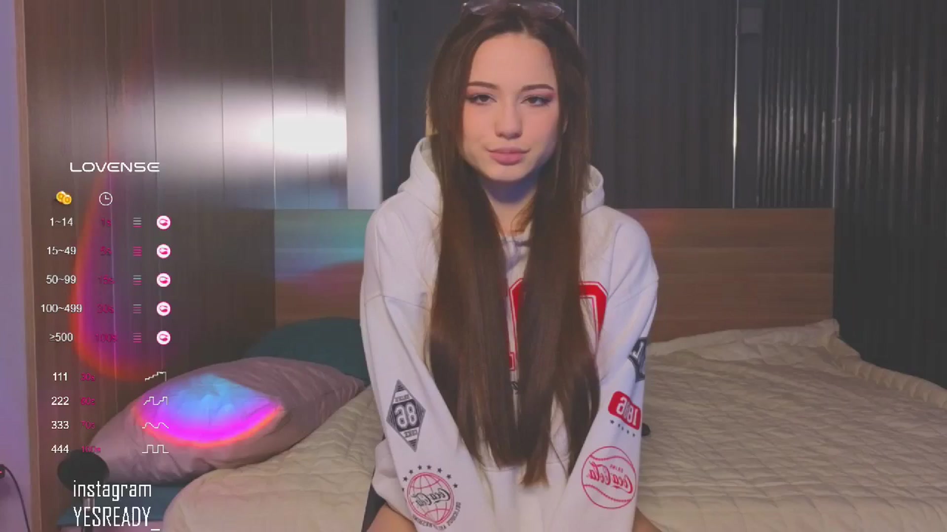 Gallery image thumbnail from Pinkgold_'s myfreecams stream on, 10/23/2023, 10:22 image 15 of 20