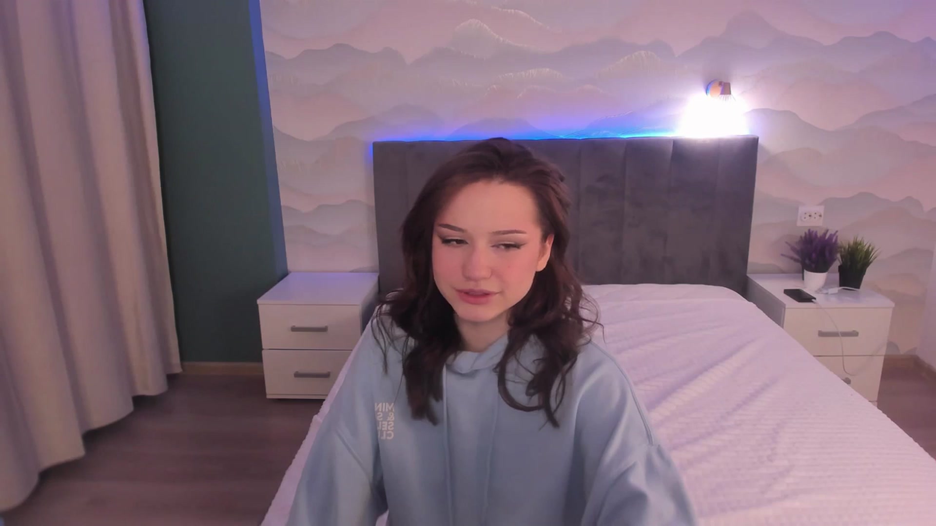 Gallery image thumbnail from Pinkgold_'s myfreecams stream on, 11/11/2023, 18:13 image 5 of 20
