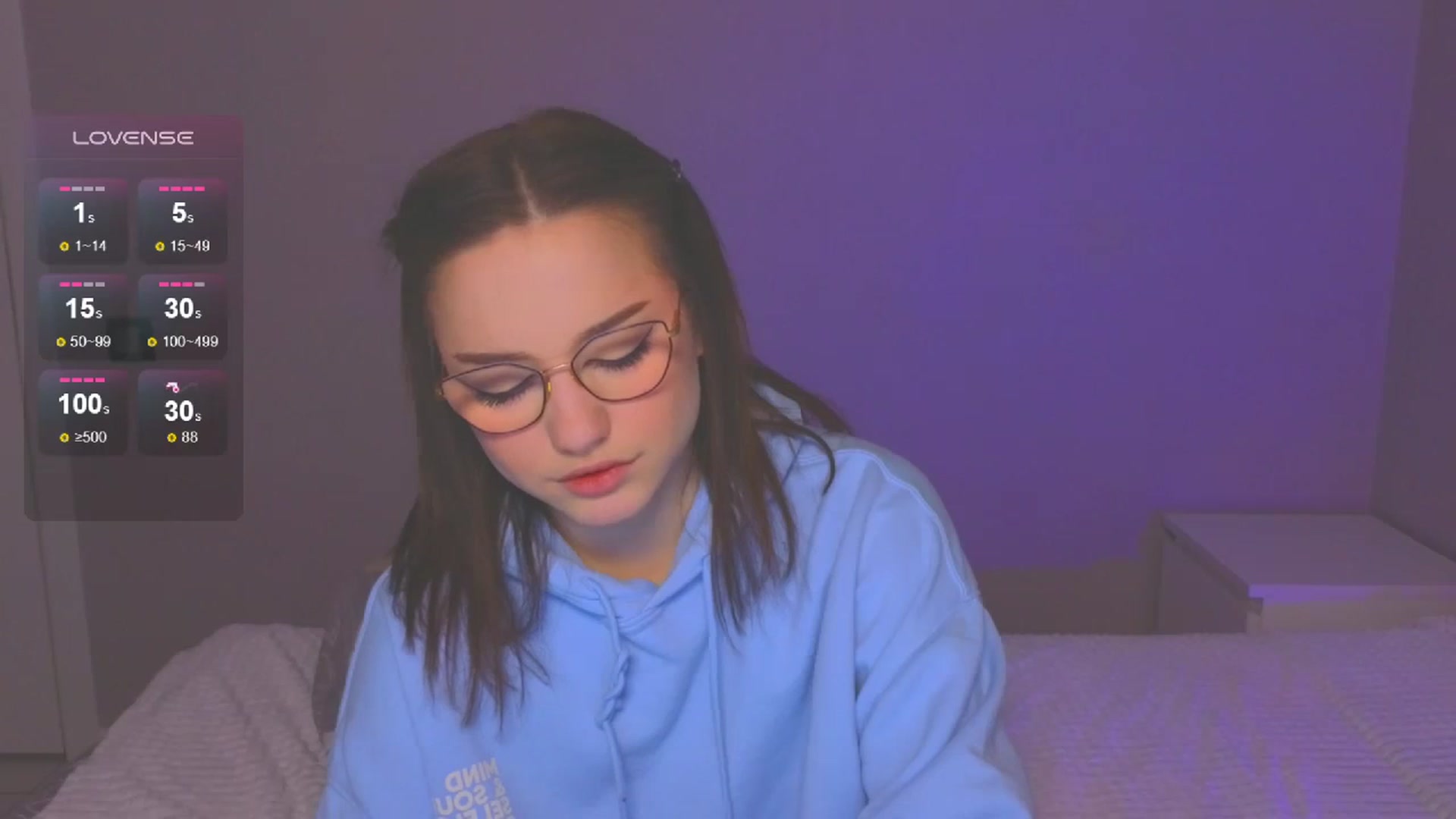 Gallery image thumbnail from Pinkgold_'s myfreecams stream on, 12/18/2023, 01:40 image 2 of 20