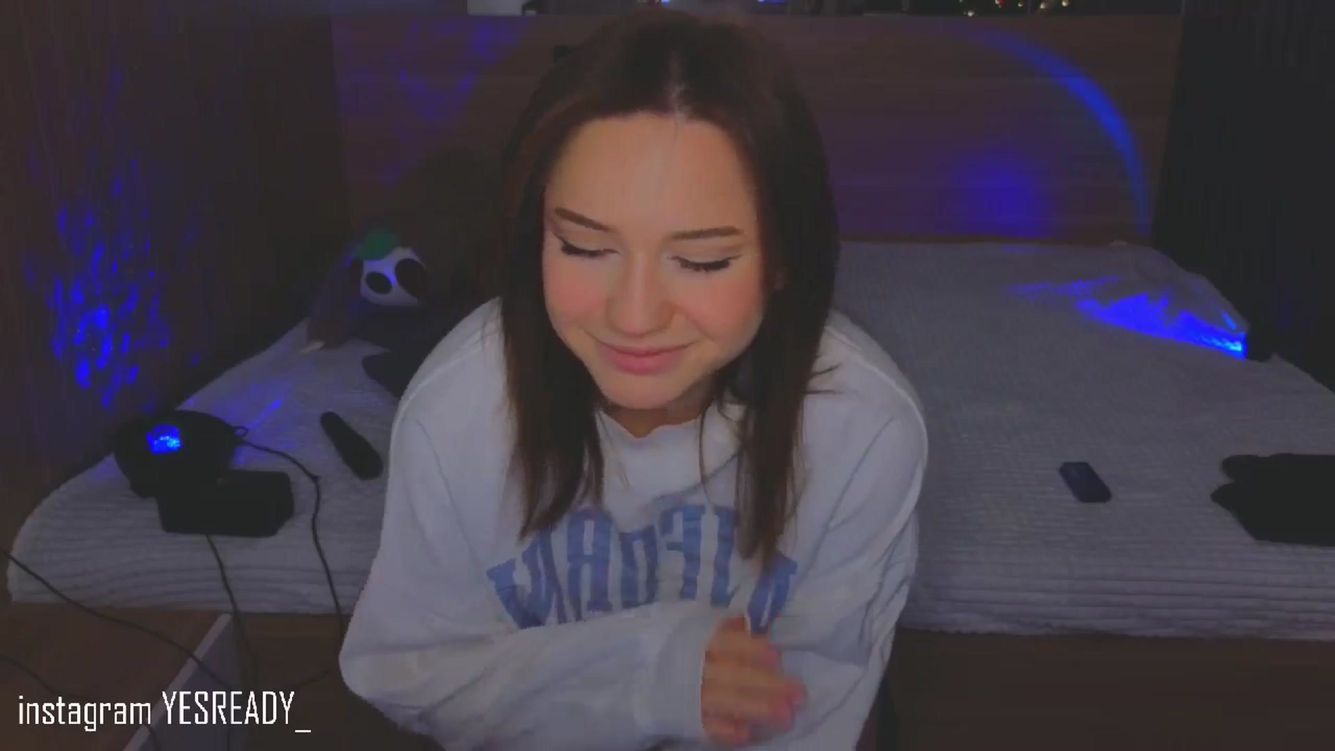Gallery image thumbnail from Pinkgold_'s myfreecams stream on, 01/11/2024, 09:27 image 8 of 20