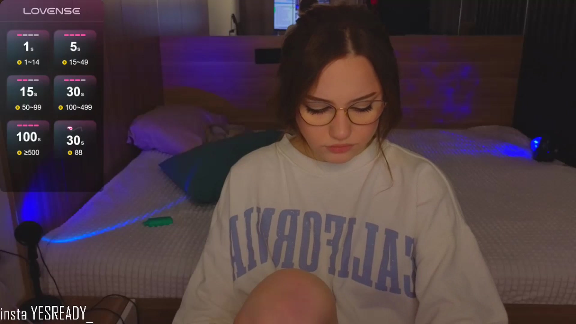 Gallery image thumbnail from Pinkgold_'s myfreecams stream on, 02/18/2024, 11:14 image 18 of 20