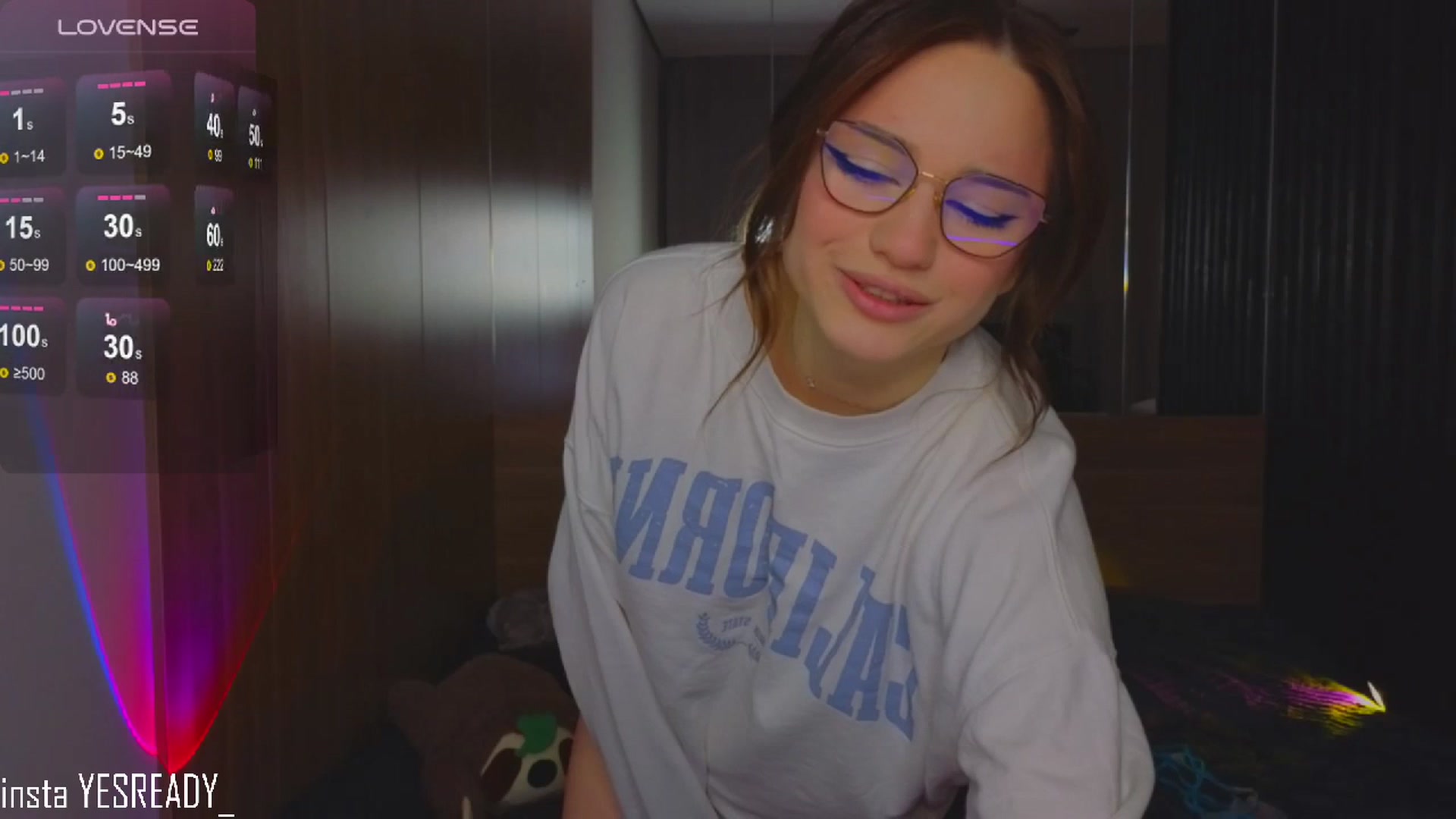 Gallery image thumbnail from Pinkgold_'s myfreecams stream on, 03/11/2024, 16:05 image 4 of 20