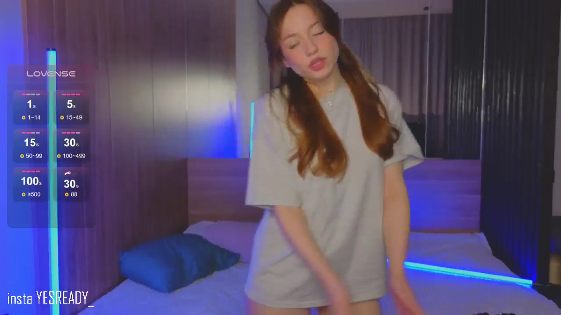Gallery image thumbnail from Pinkgold_'s myfreecams stream on, 06/24/2024, 01:03 image 8 of 20