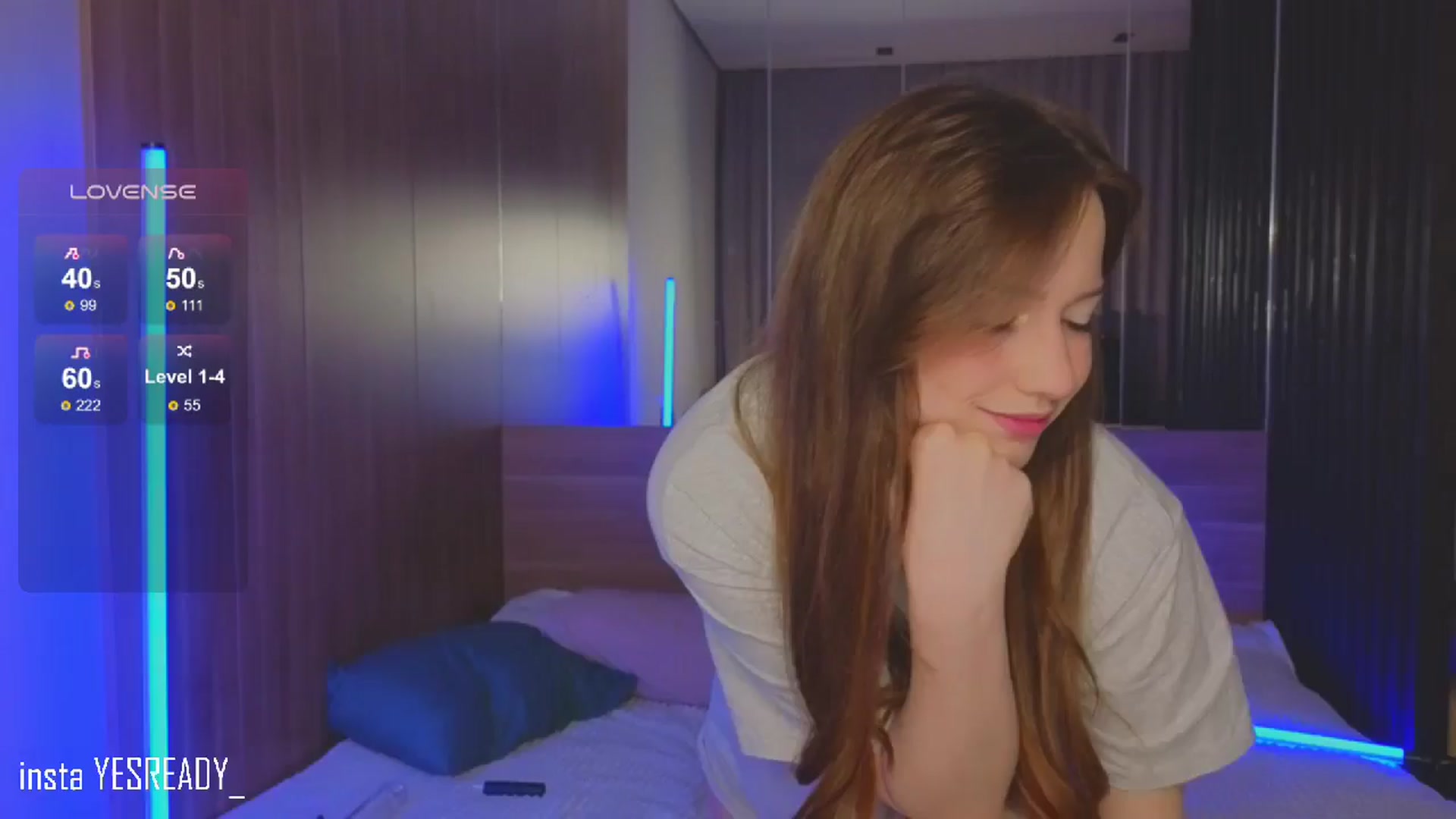 Gallery image thumbnail from Pinkgold_'s myfreecams stream on, 06/24/2024, 01:03 image 1 of 20