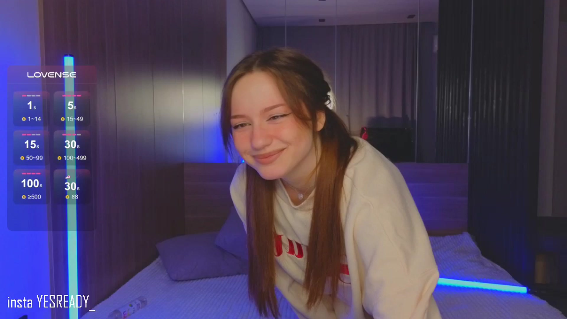 Gallery image thumbnail from Pinkgold_'s myfreecams stream on, 07/04/2024, 20:25 image 20 of 20
