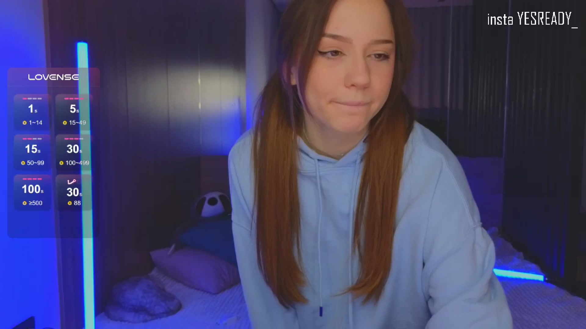 Gallery image thumbnail from Pinkgold_'s myfreecams stream on, 07/14/2024, 24:14 image 4 of 20