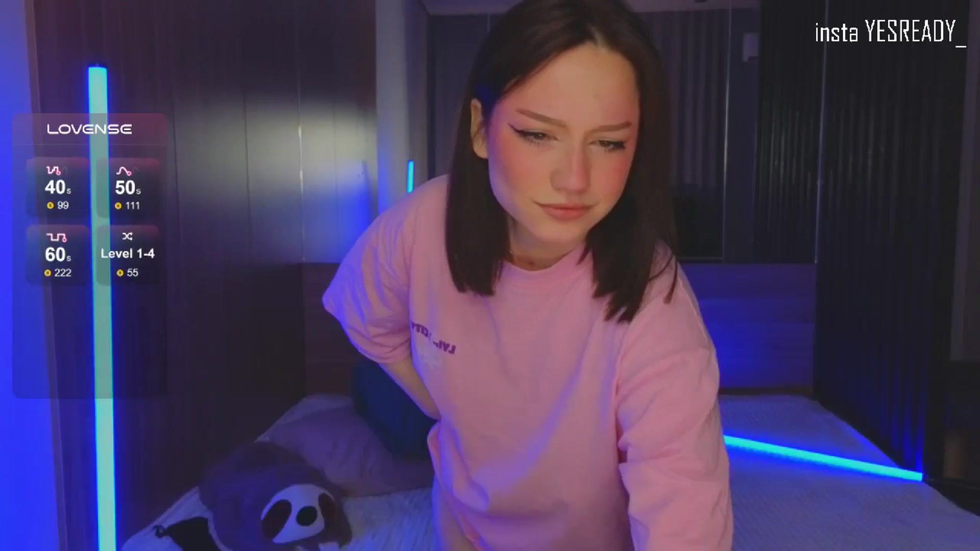Gallery image thumbnail from Pinkgold_'s myfreecams stream on, 08/10/2024, 01:56 image 7 of 20