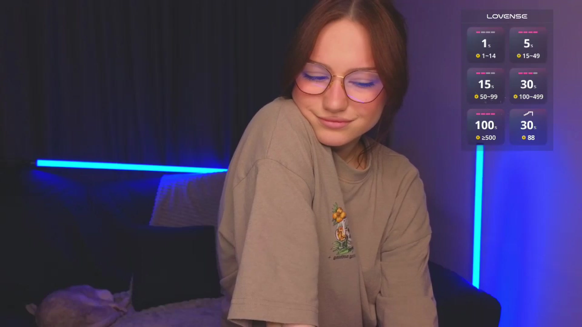 Gallery image thumbnail from Pinkgold_'s myfreecams stream on, 11/30/2024, 18:15 image 4 of 20