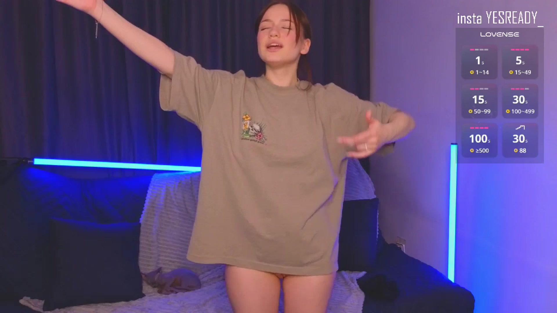 Gallery image thumbnail from Pinkgold_'s myfreecams stream on, 11/30/2024, 21:43 image 15 of 20