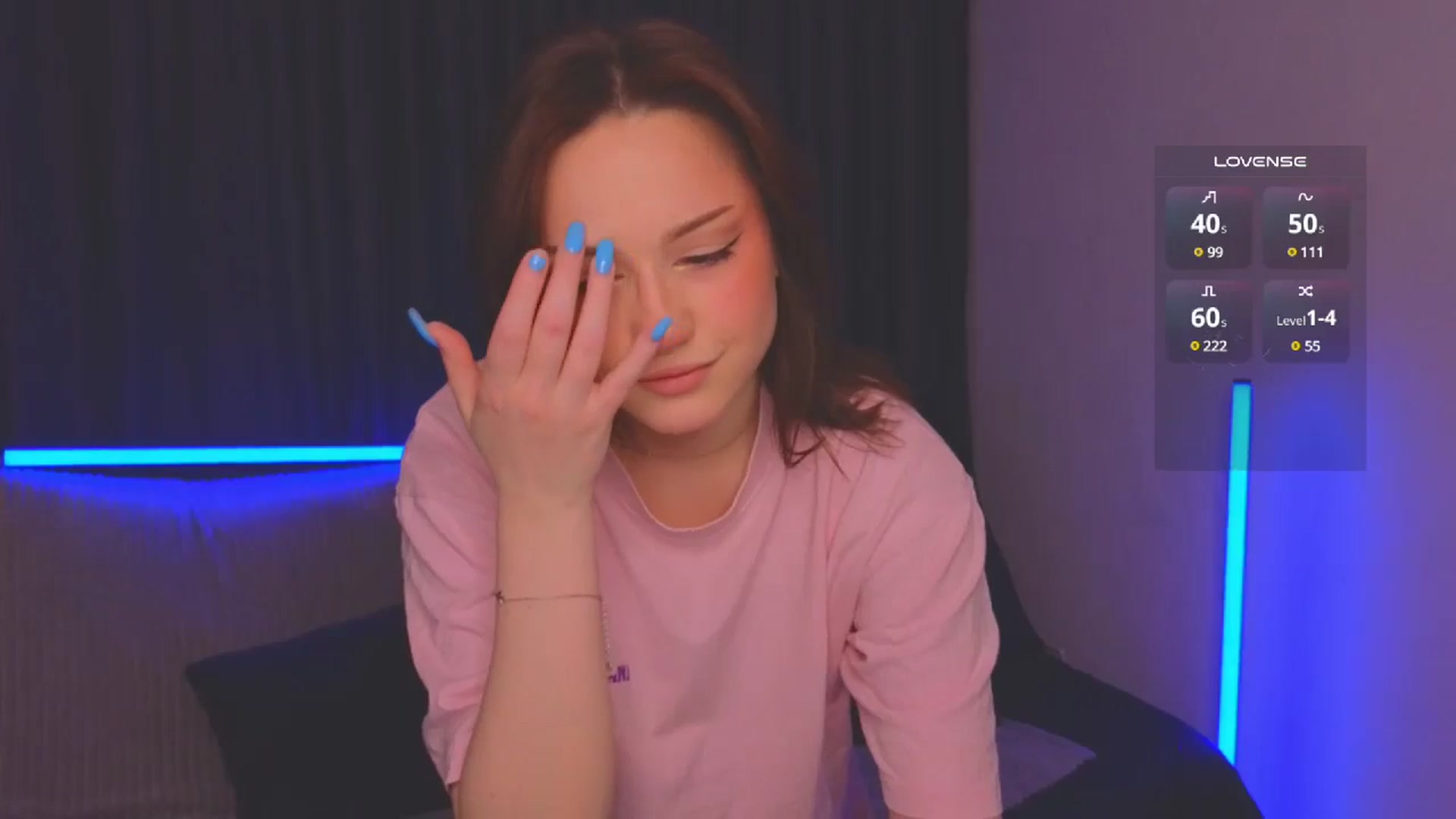 Gallery image thumbnail from Pinkgold_'s myfreecams stream on, 12/17/2024, 19:02 image 15 of 20