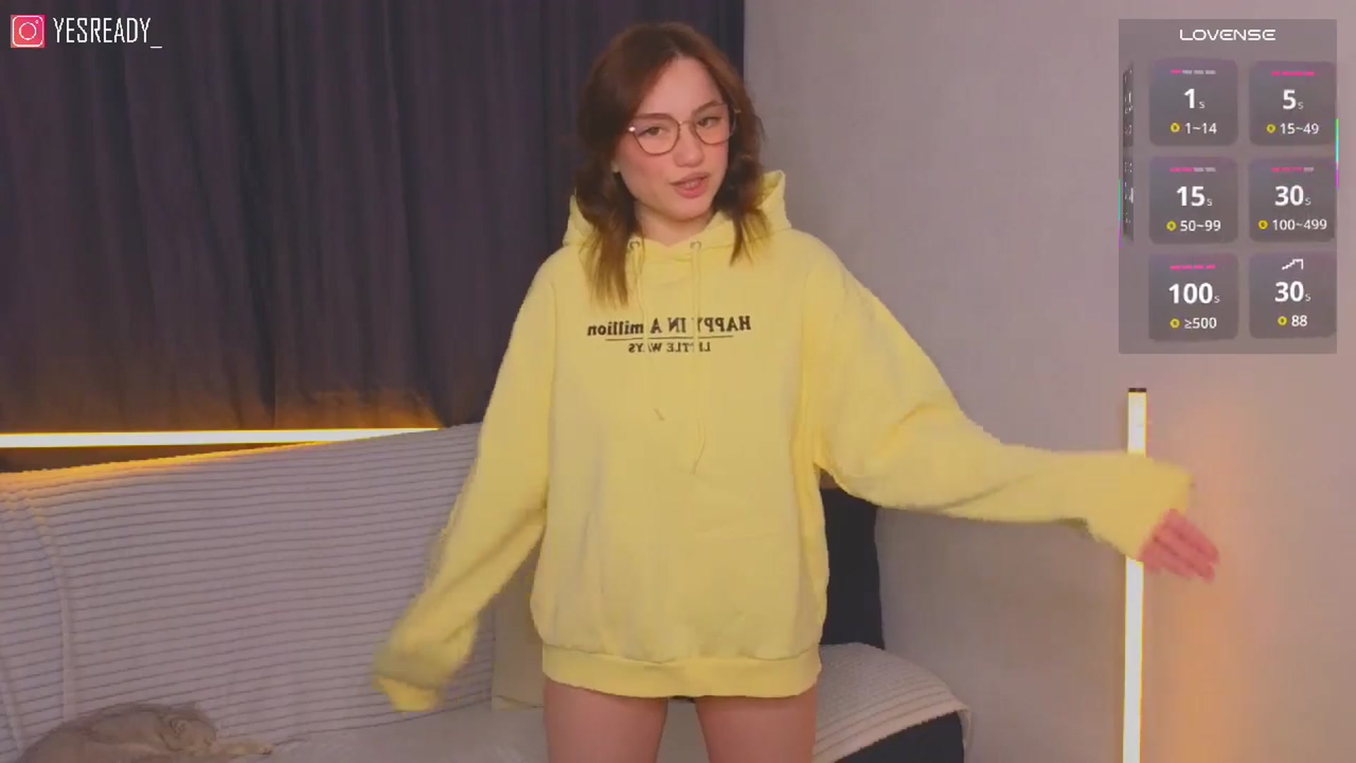 Gallery image thumbnail from Pinkgold_'s myfreecams stream on, 03/18/2025, 12:46 image 5 of 20