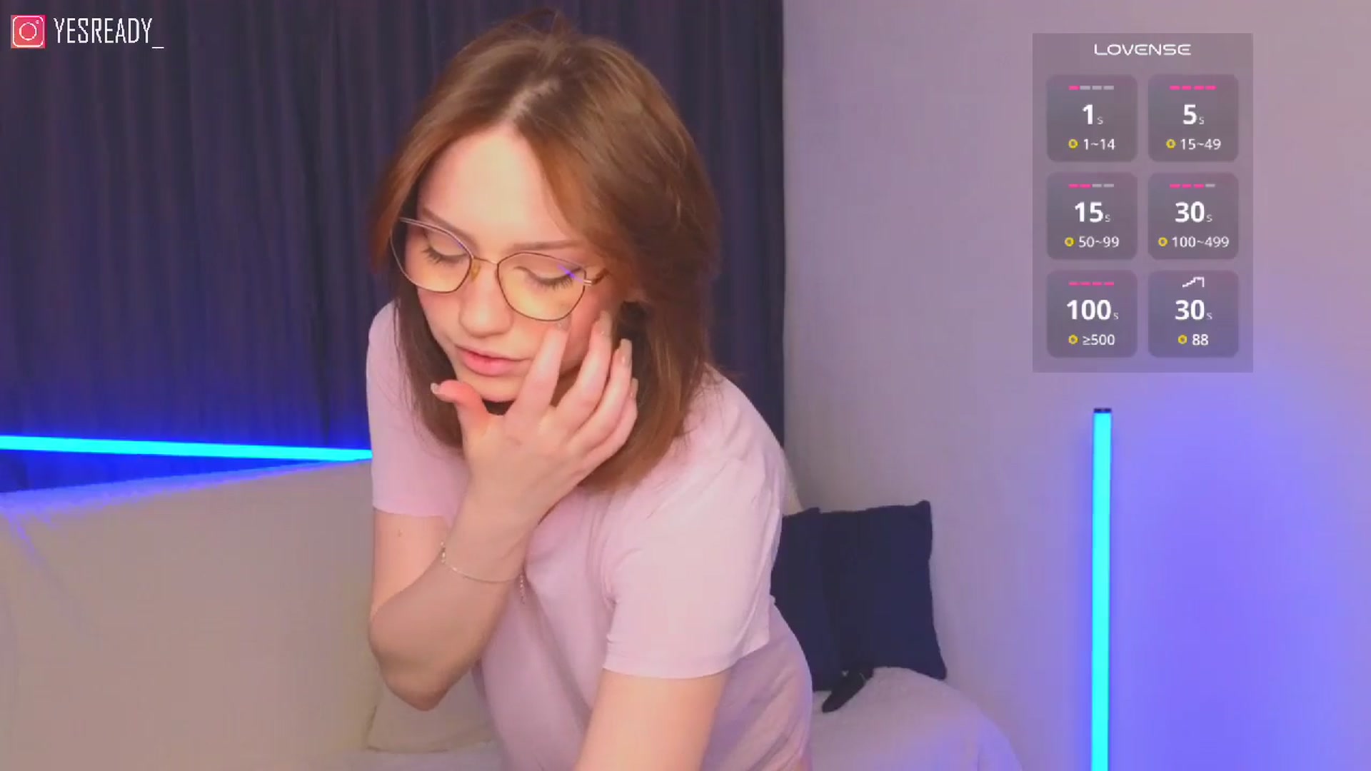 Gallery image thumbnail from Pinkgold_'s myfreecams stream on, 03/22/2025, 11:10 image 4 of 20