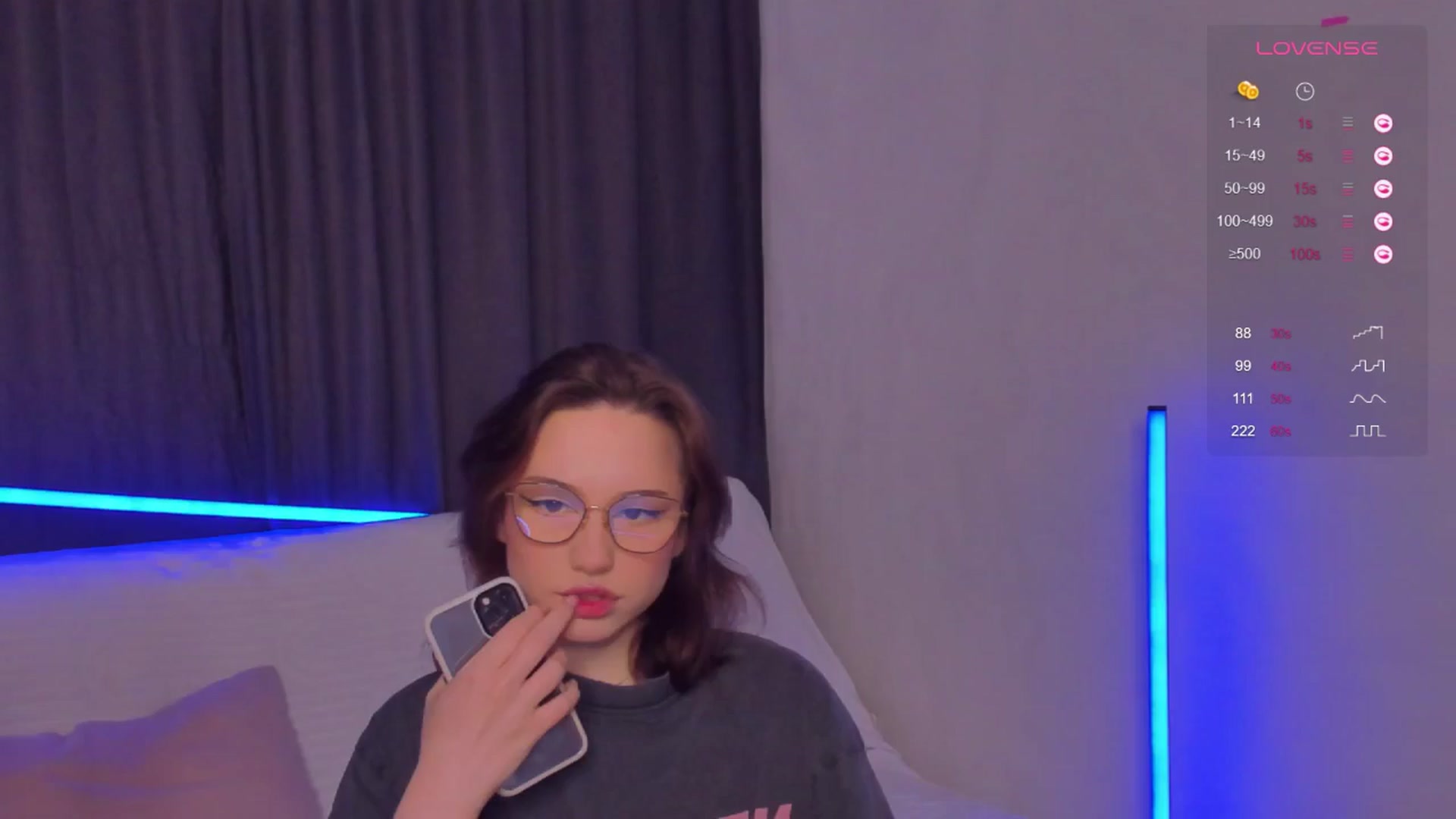 Gallery image thumbnail from Pinkgold_'s myfreecams stream on, 05/01/2025, 14:35 image 1 of 20