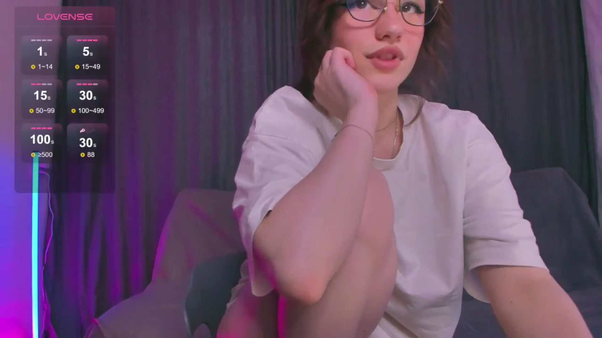Gallery image thumbnail from Pinkgold_'s myfreecams stream on, 08/09/2025, 13:41 image 16 of 20