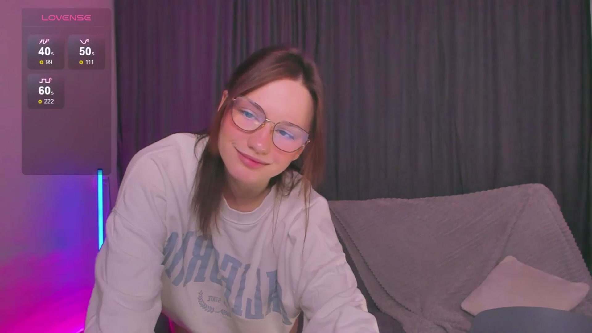 Gallery image thumbnail from Pinkgold_'s myfreecams stream on, 09/10/2025, 15:19 image 7 of 20