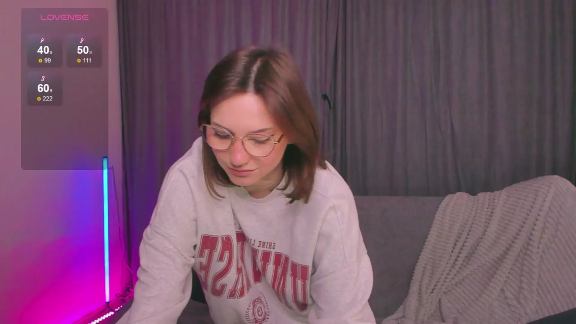 Gallery image thumbnail from Pinkgold_'s myfreecams stream on, 09/14/2025, 11:10 image 5 of 20