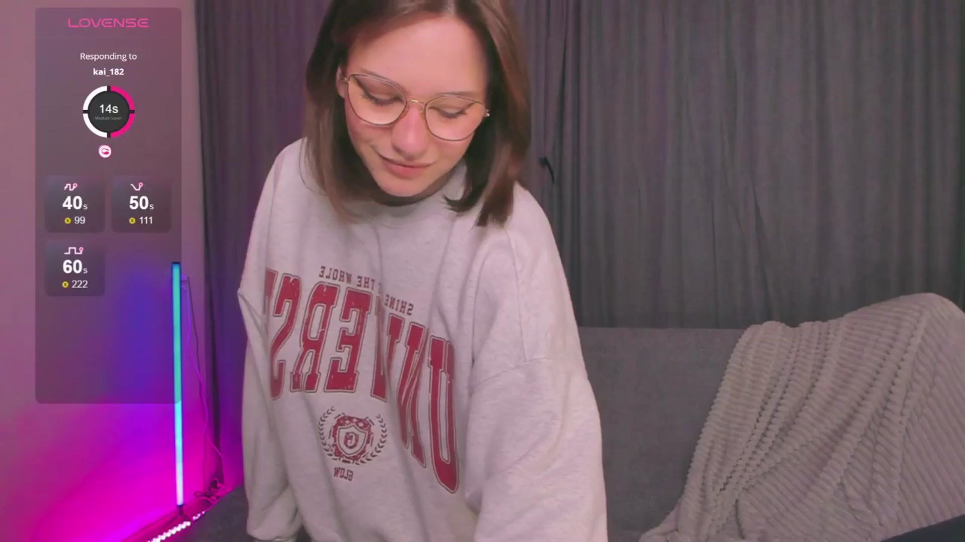 Gallery image thumbnail from Pinkgold_'s myfreecams stream on, 09/14/2025, 11:10 image 10 of 20