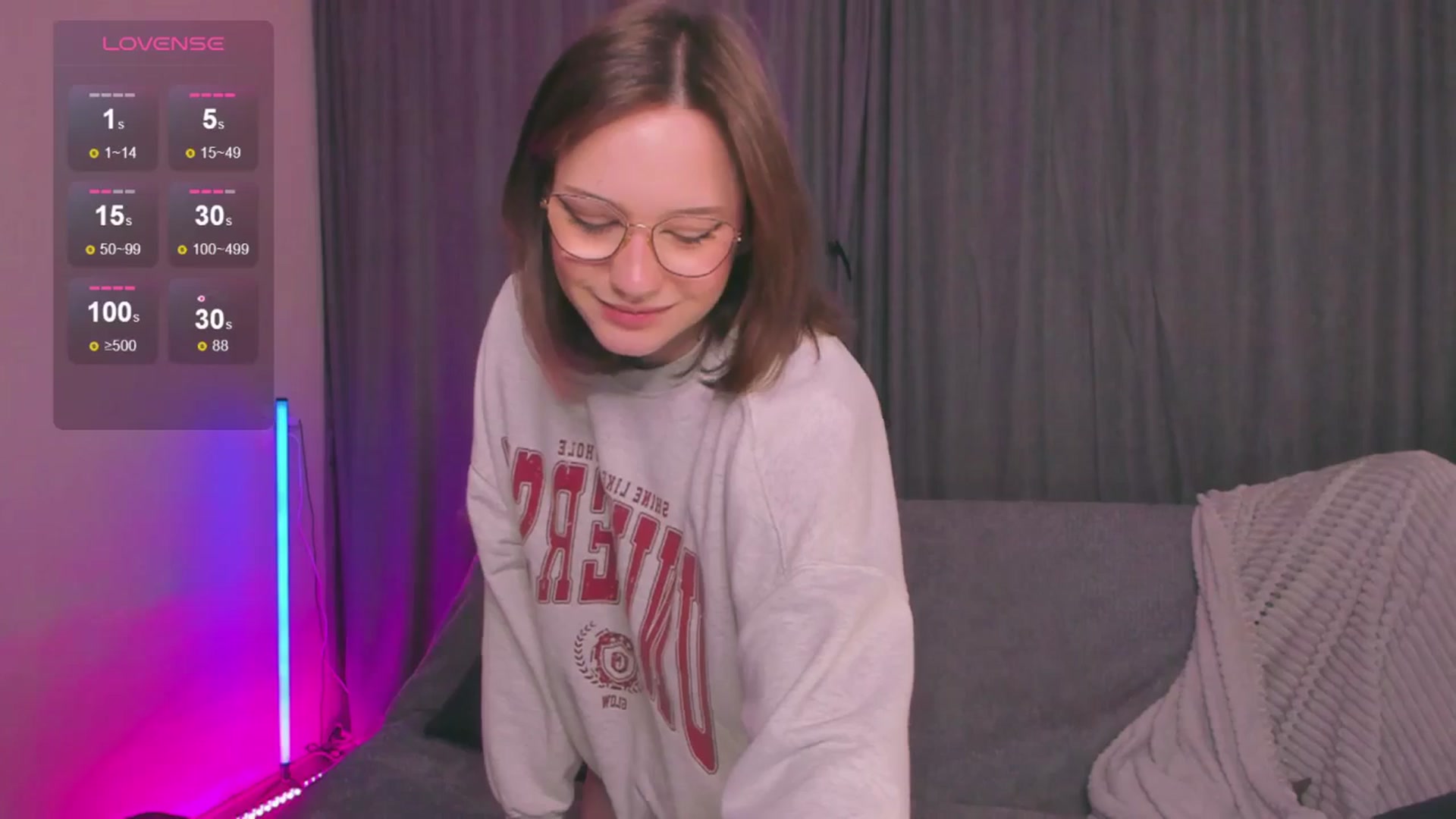 Gallery image thumbnail from Pinkgold_'s myfreecams stream on, 09/14/2025, 15:20 image 9 of 20