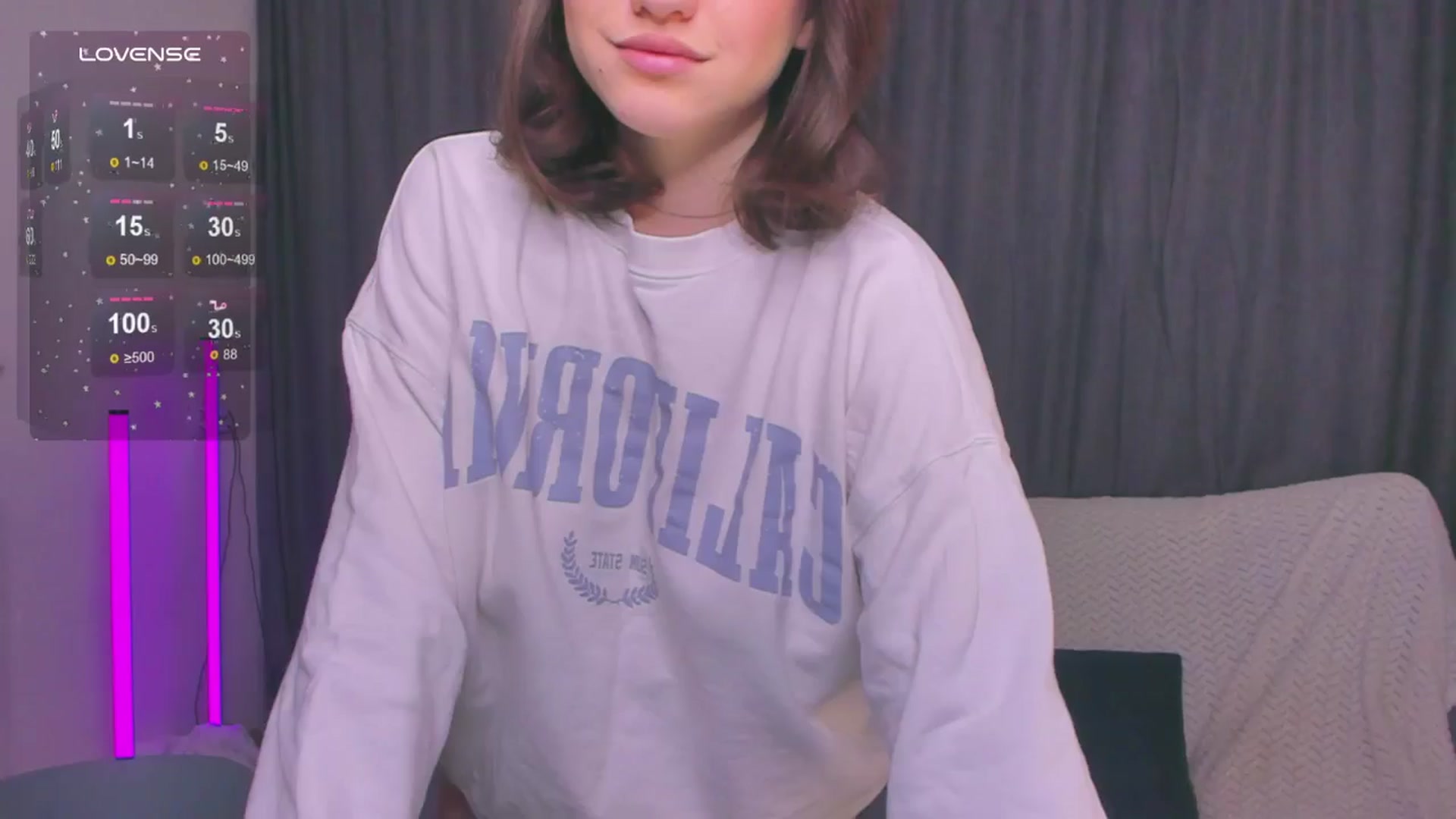 Gallery image thumbnail from Pinkgold_'s myfreecams stream on, 10/28/2025, 10:47 image 13 of 20