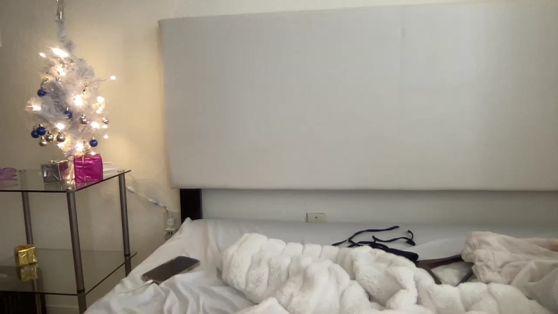 Gallery image thumbnail from PinkkittyPlay's myfreecams stream on, 11/18/2022, 17:03 image 12 of 20