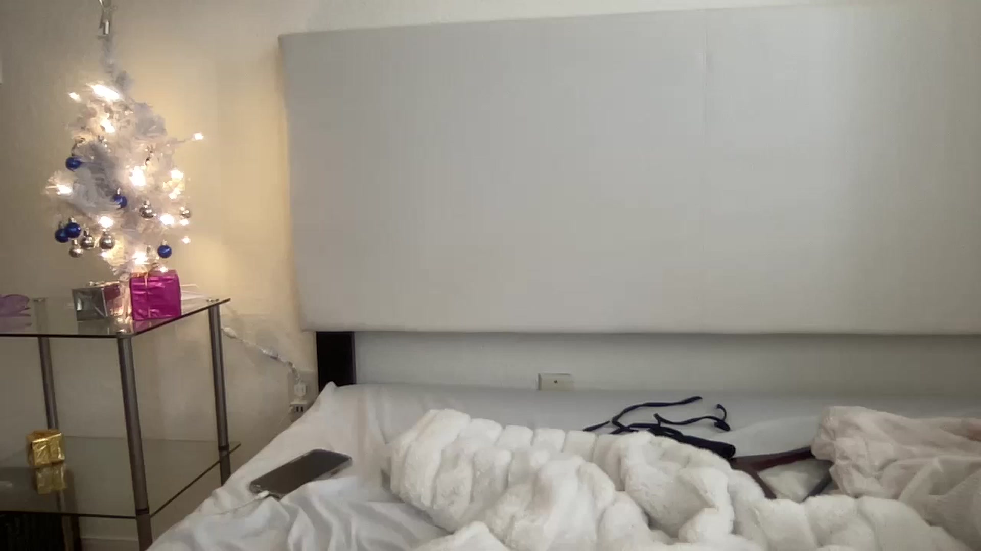 Gallery image thumbnail from PinkkittyPlay's myfreecams stream on, 11/18/2022, 17:03 image 15 of 20