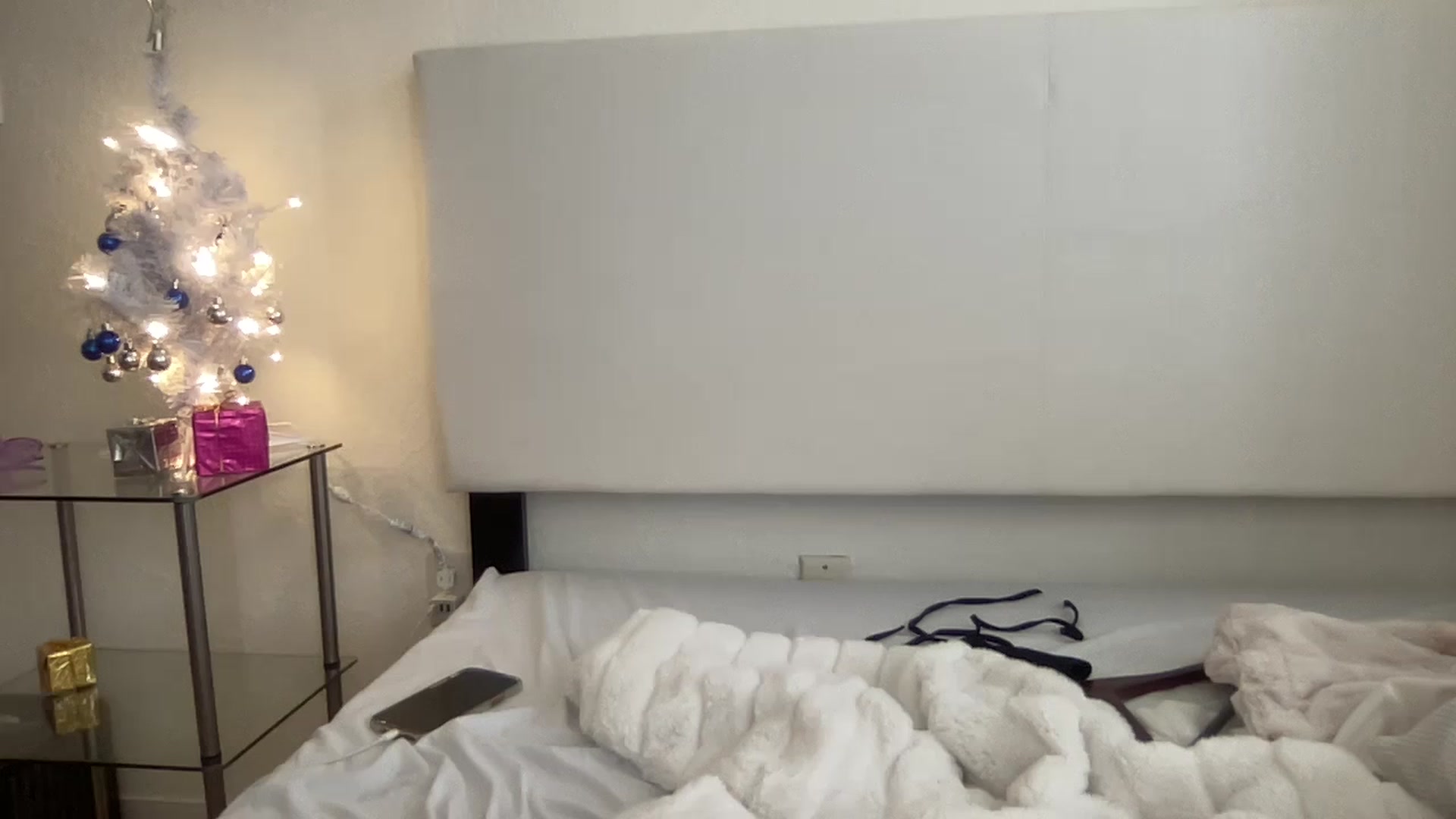 Gallery image thumbnail from PinkkittyPlay's myfreecams stream on, 11/18/2022, 17:03 image 13 of 20