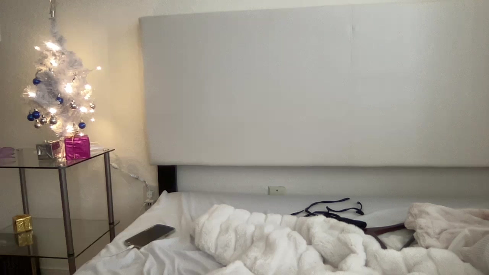 Gallery image thumbnail from PinkkittyPlay's myfreecams stream on, 11/18/2022, 17:03 image 14 of 20