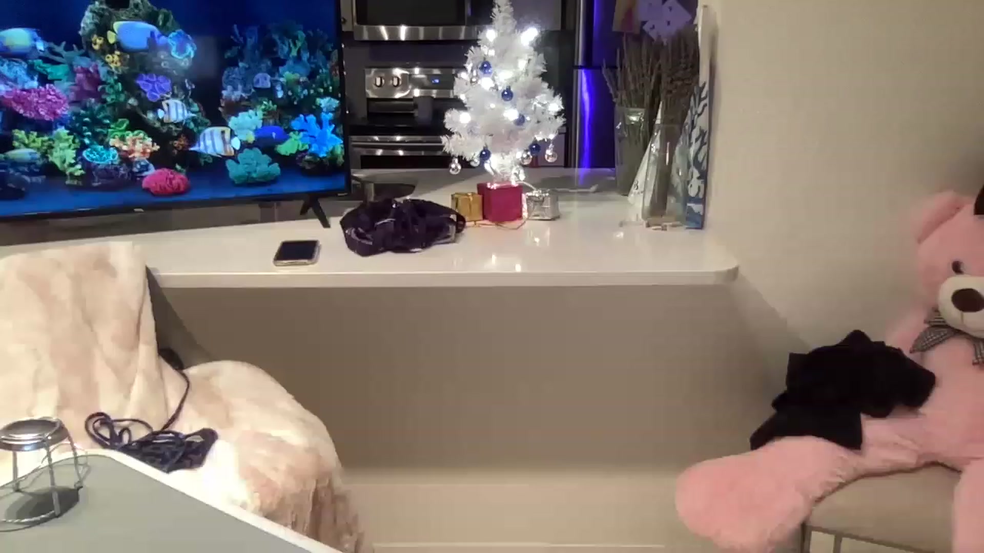 Gallery image thumbnail from PinkkittyPlay's myfreecams stream on, 11/25/2022, 24:37 image 19 of 20