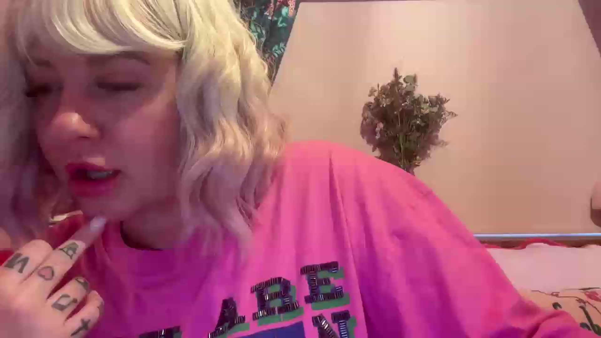 Gallery image thumbnail from Pinkpantherr's myfreecams stream on, 08/04/2026, 18:51 image 1 of 20