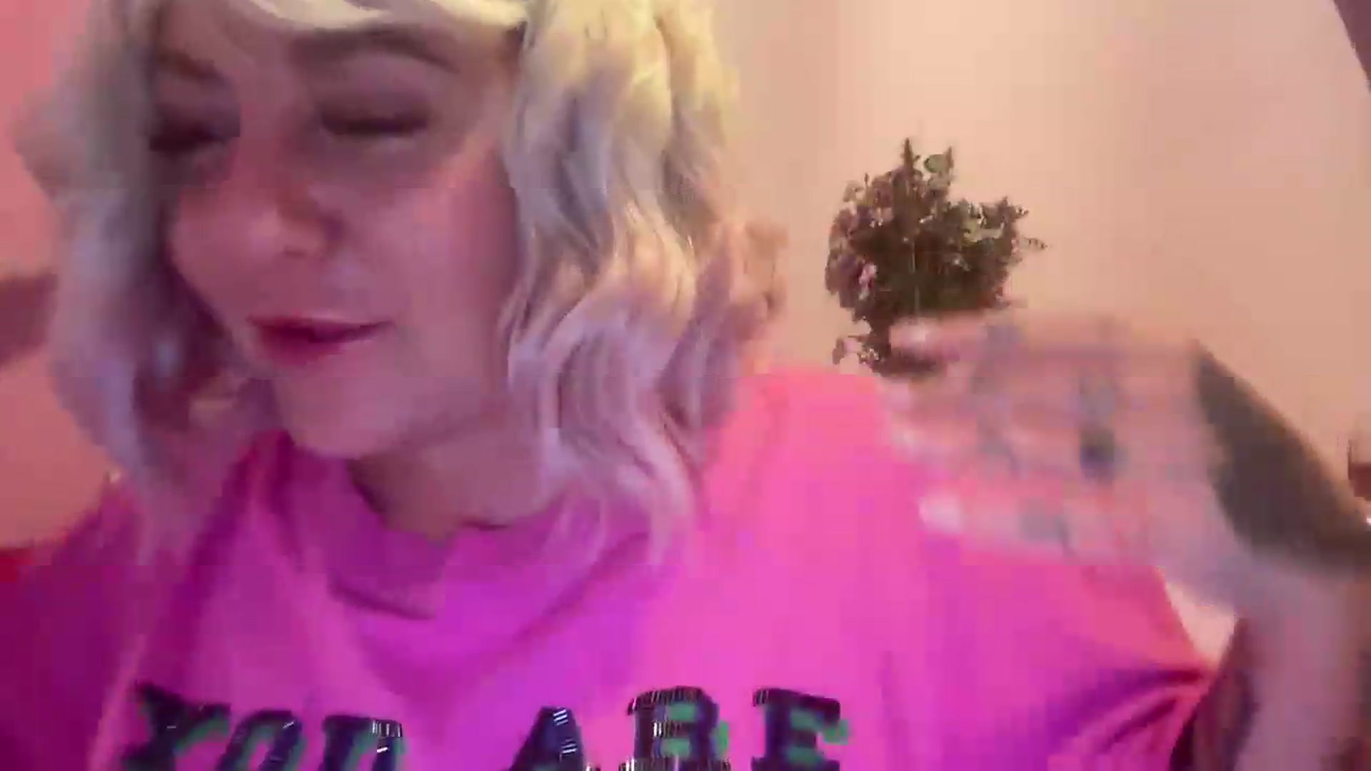 Gallery image thumbnail from Pinkpantherr's myfreecams stream on, 08/04/2026, 18:51 image 3 of 20
