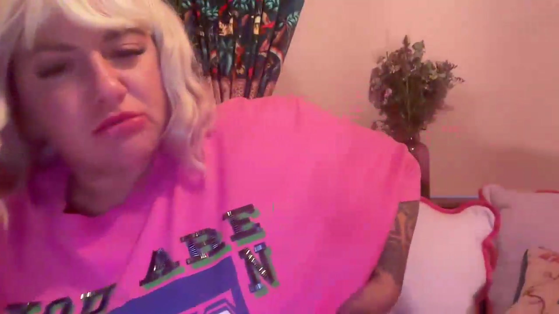 Gallery image thumbnail from Pinkpantherr's myfreecams stream on, 08/04/2026, 19:12 image 6 of 20
