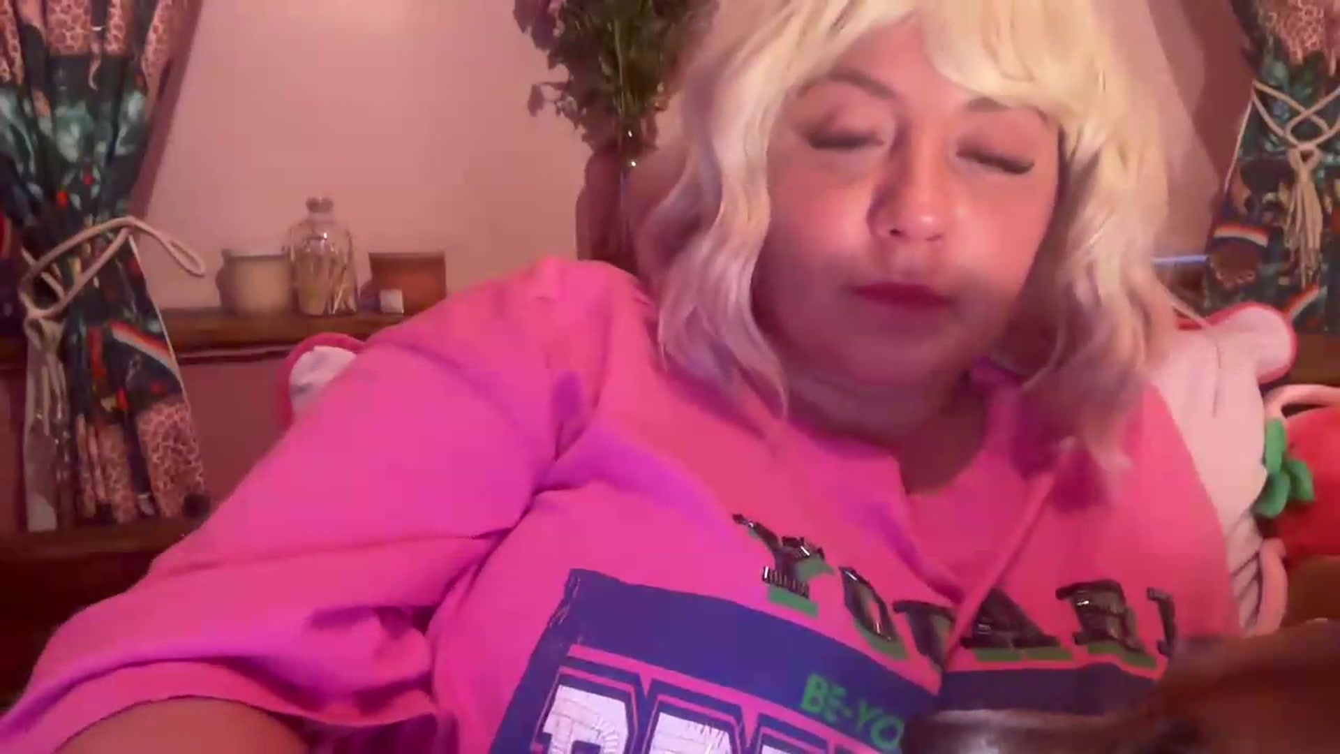 Gallery image thumbnail from Pinkpantherr's myfreecams stream on, 08/04/2026, 19:12 image 2 of 20