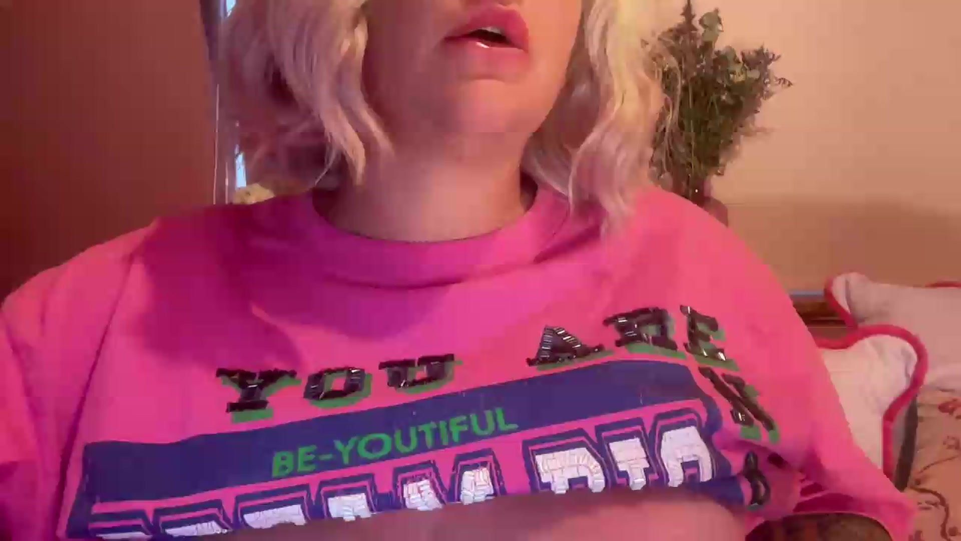 Gallery image thumbnail from Pinkpantherr's myfreecams stream on, 08/04/2026, 19:12 image 15 of 20