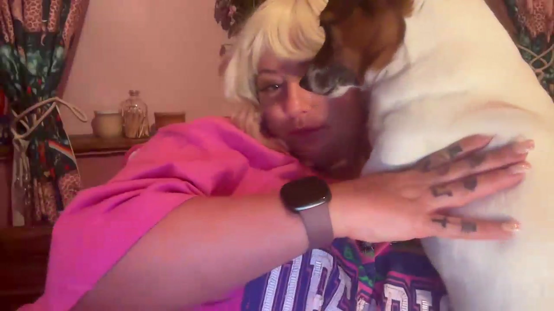 Gallery image thumbnail from Pinkpantherr's myfreecams stream on, 08/04/2026, 19:12 image 3 of 20