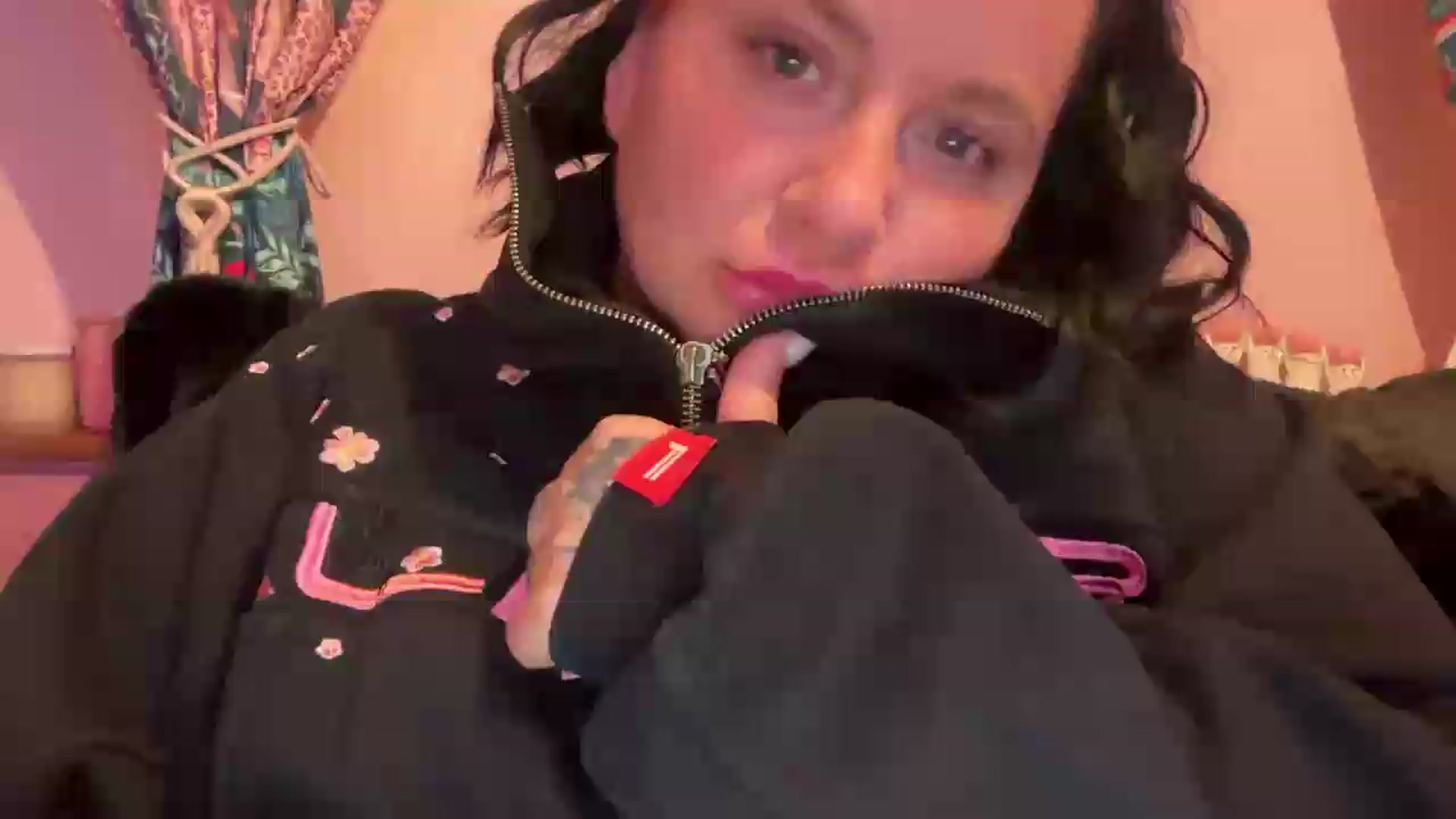 Gallery image thumbnail from Pinkpantherr's myfreecams stream on, 09/05/2026, 23:29 image 15 of 20